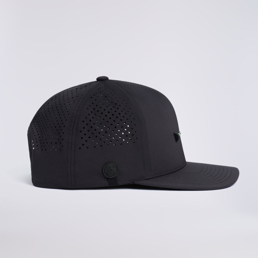 TEE PERFORATED DELTA HAT - US 0579