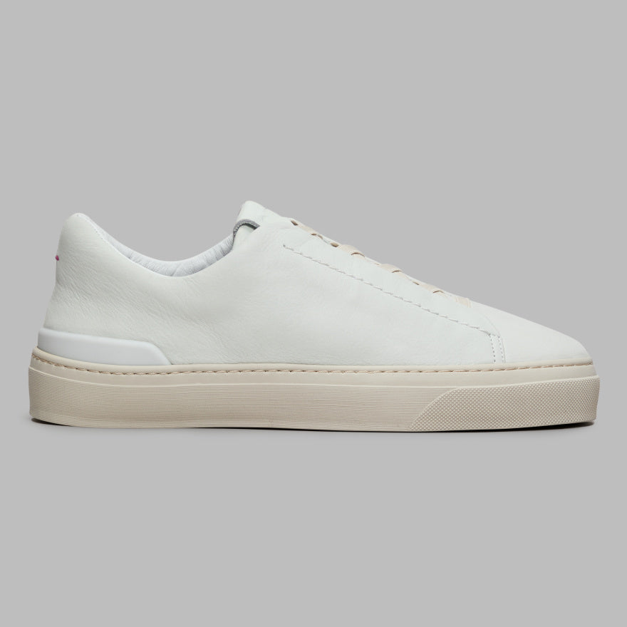 WOMEN'S ENDEAVOUR SLIP ON LEATHER SNEAKER - US 3287