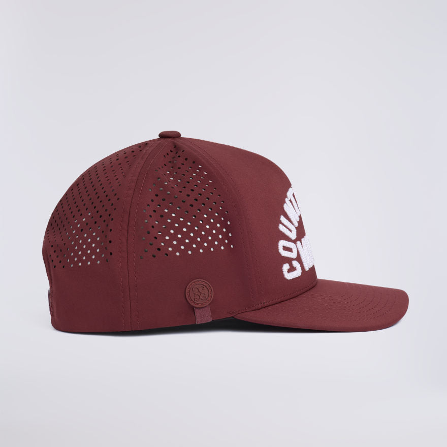 COUNTRY CLUB MISFIT PERFORATED DELTA HAT - US 0022