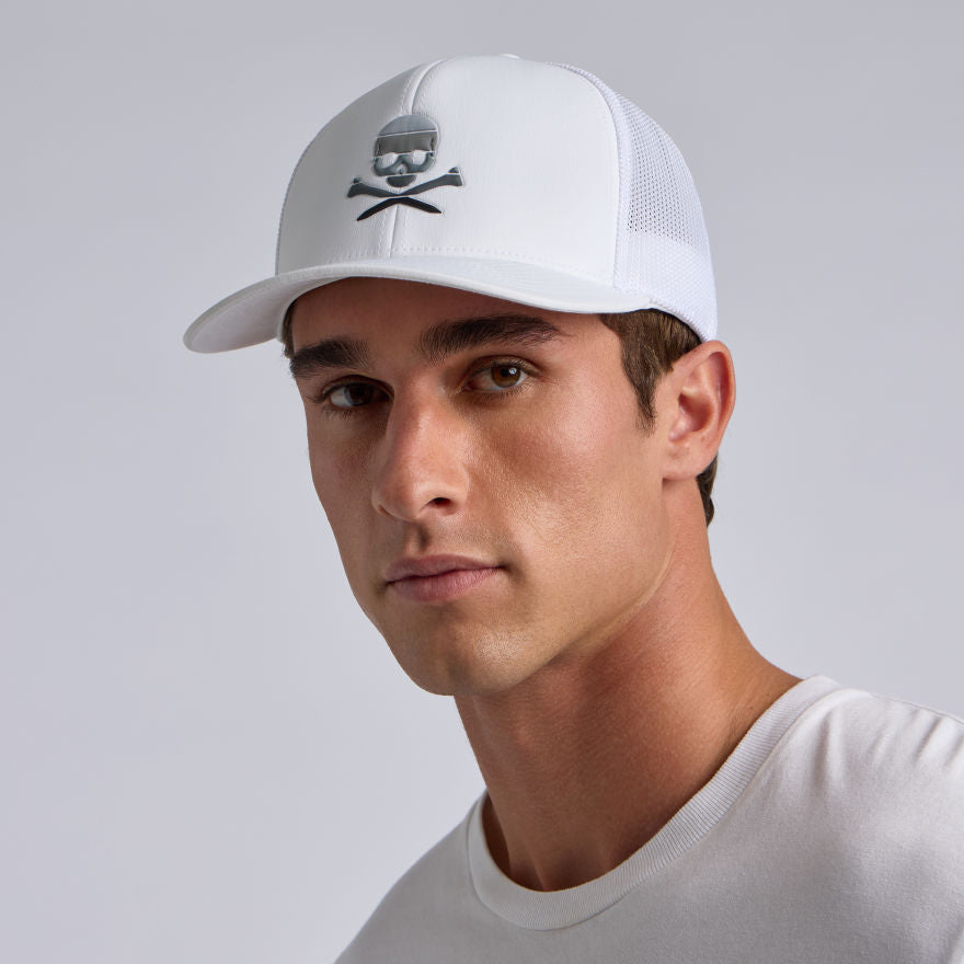 SKULL & TEES MID TRUCKER HAT - US 8725