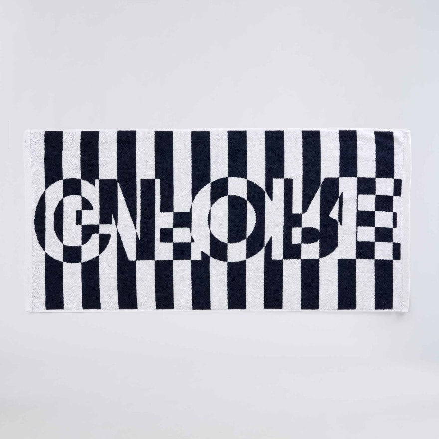 TRIPPY STRIPE GOLF TOWEL - US 7673